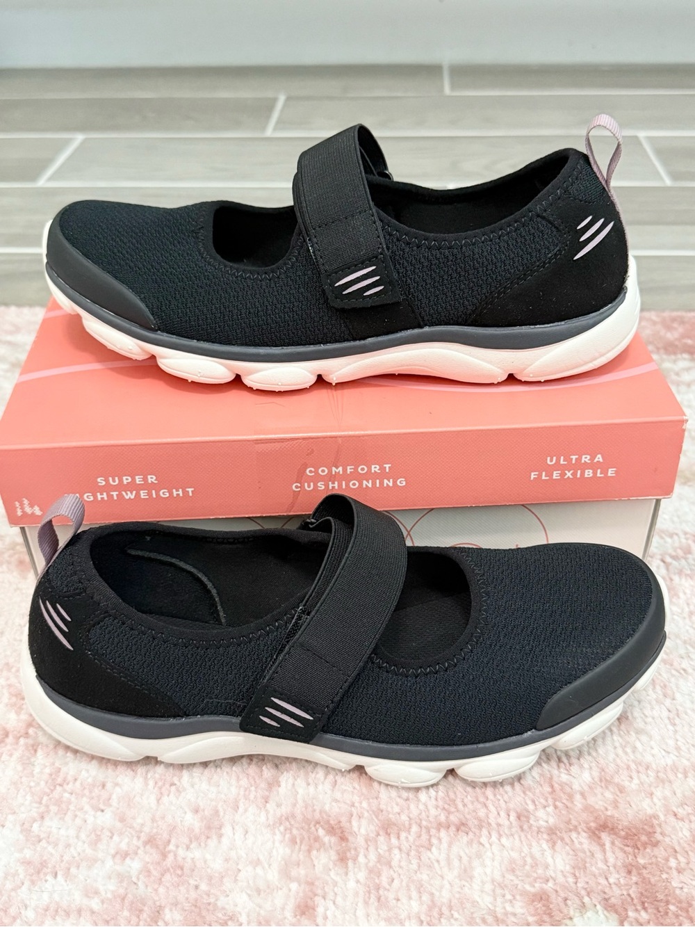 Easy Spirit Black Rosina2 Mary Jane Flats Sneakers size 8